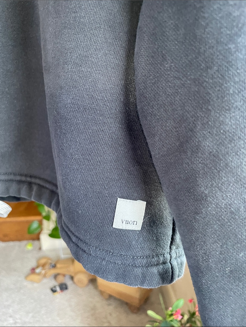 Vuori Restore Black Cropped Crewneck Sweatshirt with Drawstring Hem - Picture 7 of 8